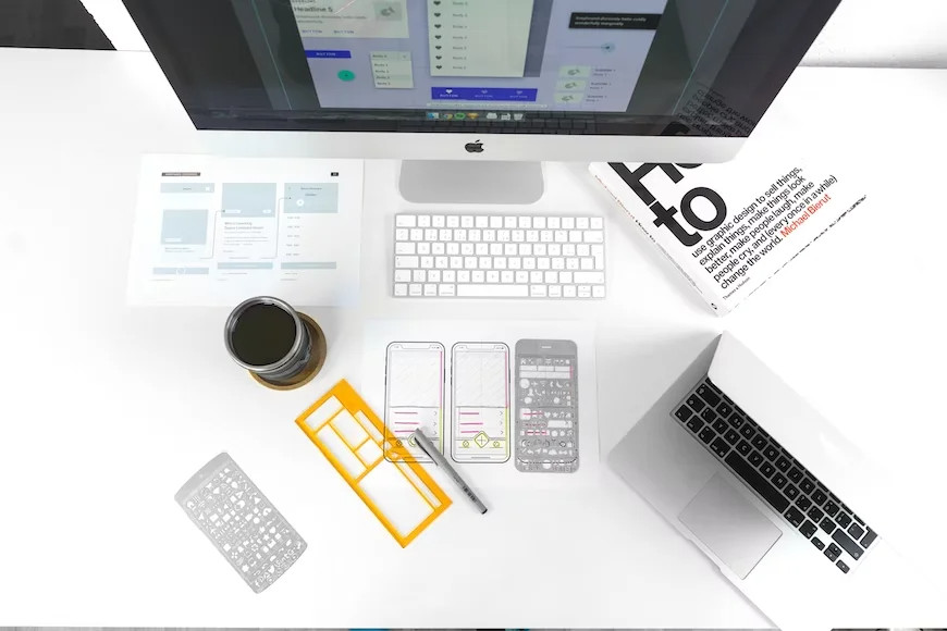 Which Type of UX Is Better? visual