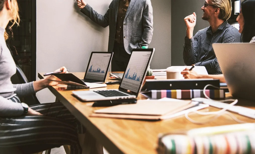 Why Do We Need to Scale Product Design Teams? visual