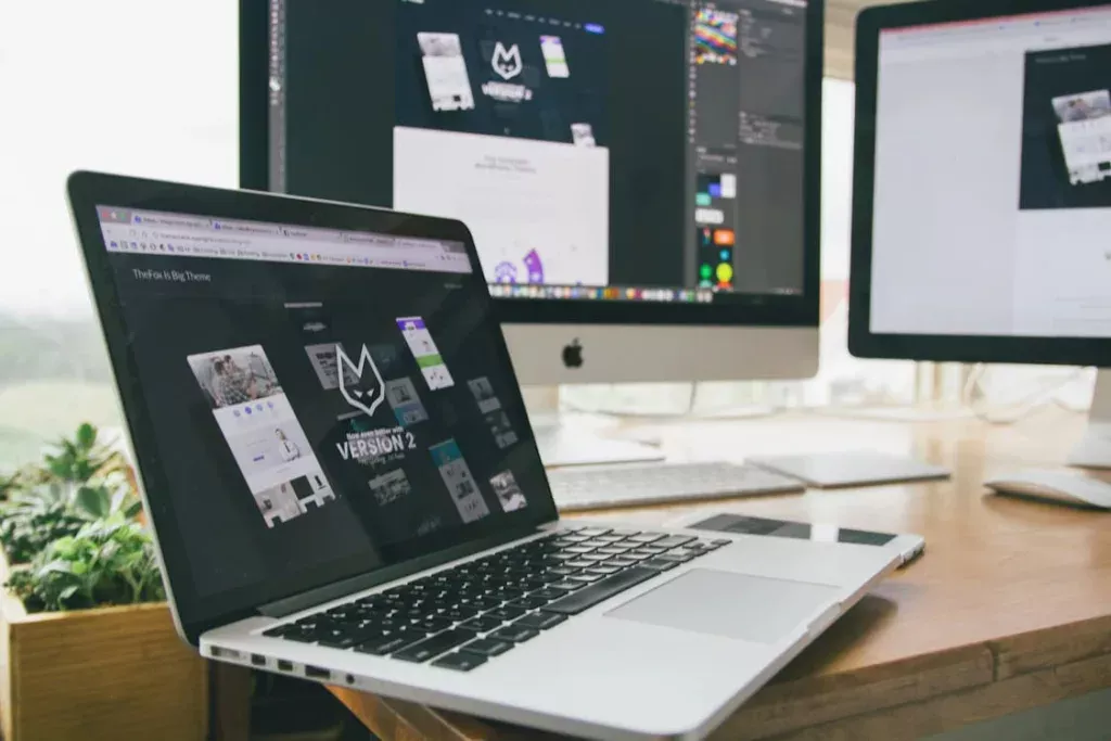 Dark Mode – A Trend That’s Easy On The Eyes visual