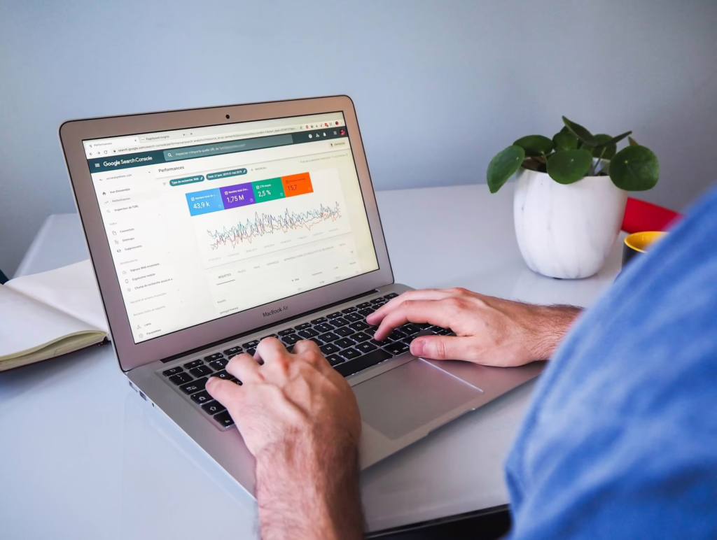 Measuring the Success of UX and SEO Integration visual
